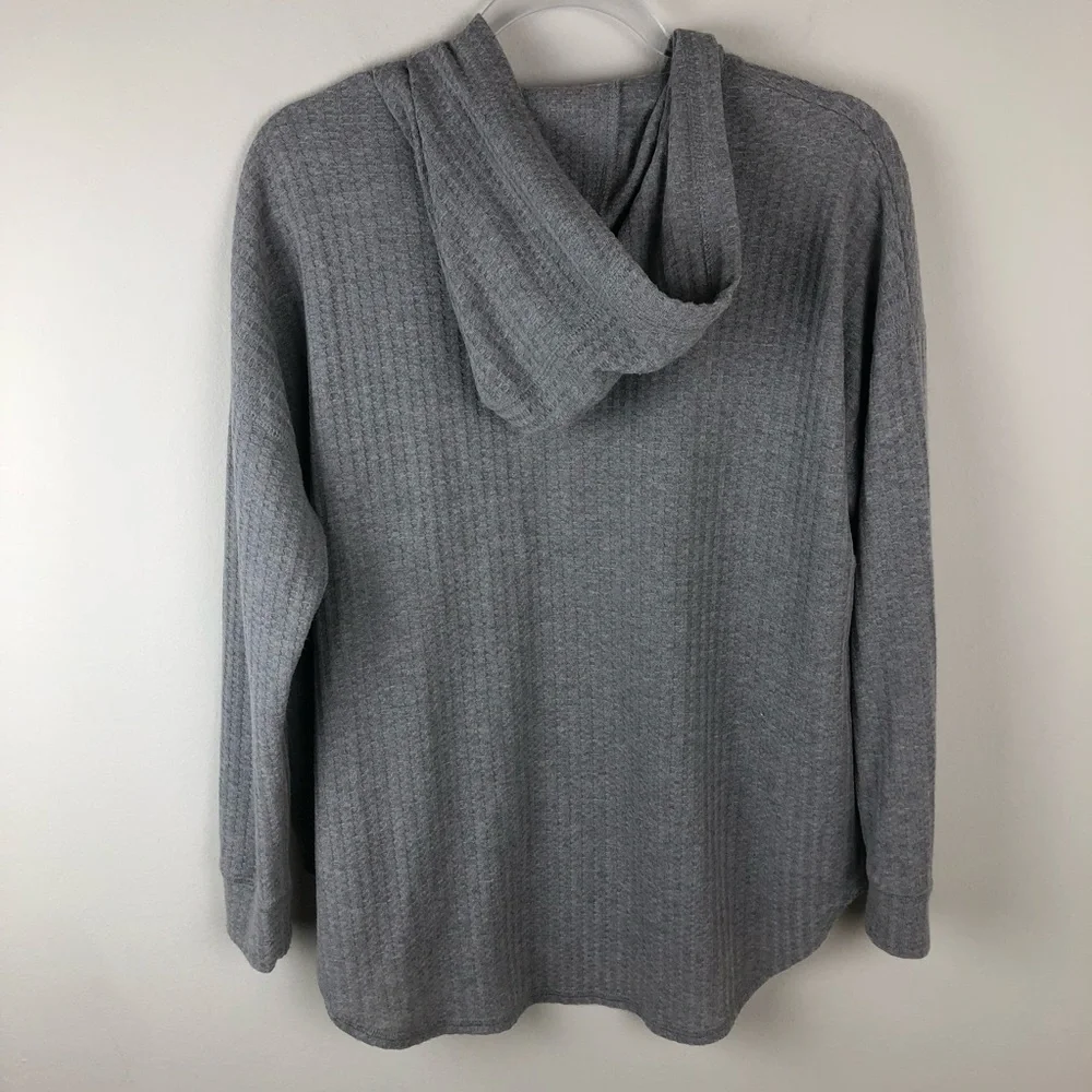 Chaser- Long Sleeve Waffle knit top with good size: L - Picture 5 of 8